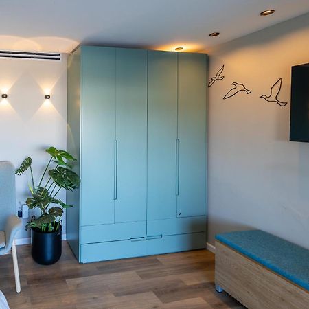 Sea View Stylish 1Br With Balcony By Beachfront Stay Herzelia Buitenkant foto