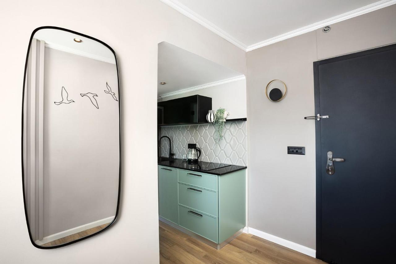 Sea View Stylish 1Br With Balcony By Beachfront Stay Herzelia Buitenkant foto